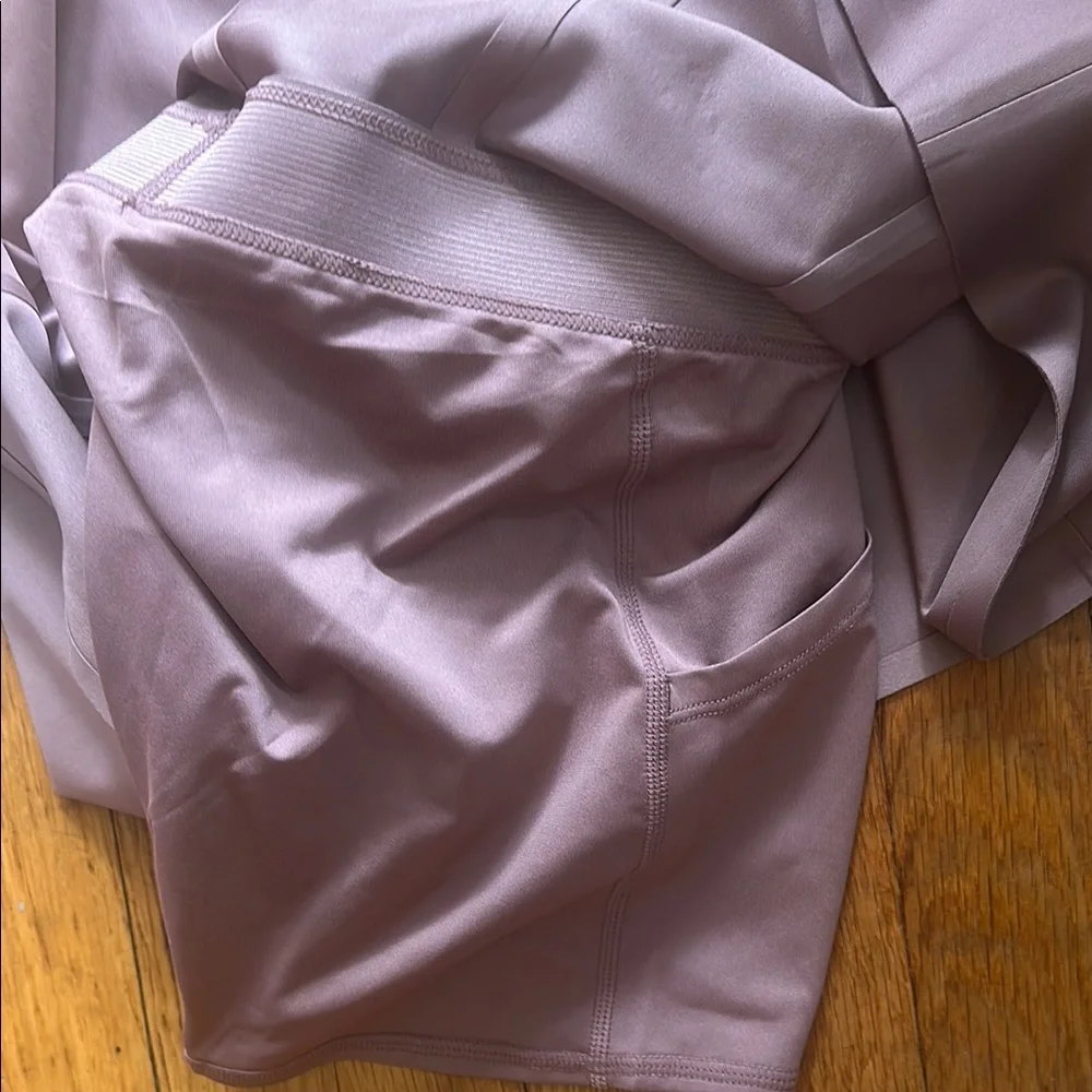 Alo Airlift Down The Line Tennis Skirt SMOKY QUARTZ, size XS. DISCONTINUED COLOR